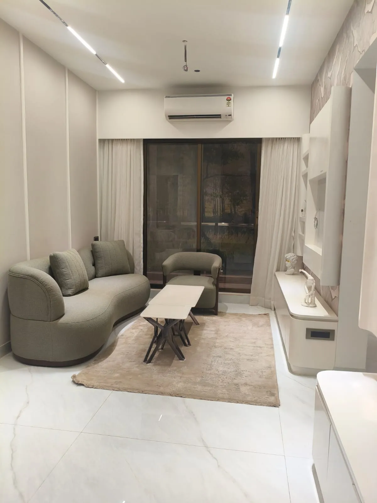 thanekar flat room 5